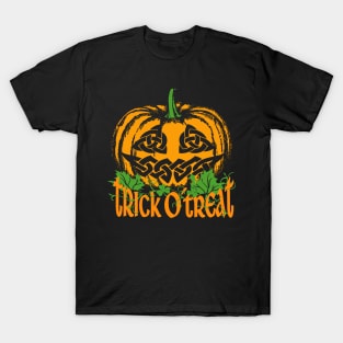 Trick O'Treat - Irish Halloween Pumpkin T-Shirt